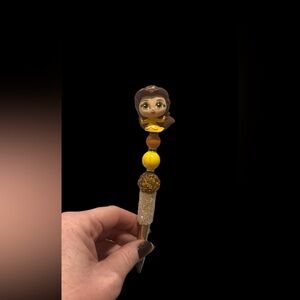 Belle Doorable pen